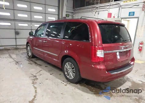 2014 Chrysler Town & Country Touring-L 30Th Anniversary from USA, damaged, VIN 2C4RC1CG3ER460831